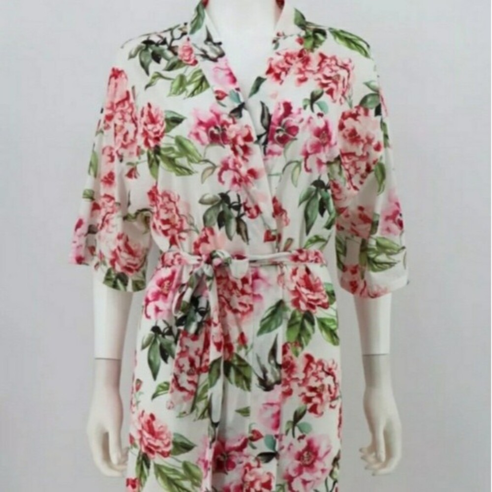 Show me your mumu pink floral Brie kimono wrap with pockets/belt SM - Picture 2 of 13